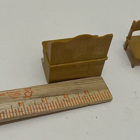 Sylvanian Families Calico Critters Surest Study Desk & Chair Drawers Tan Epoch - Picture 8 of 8